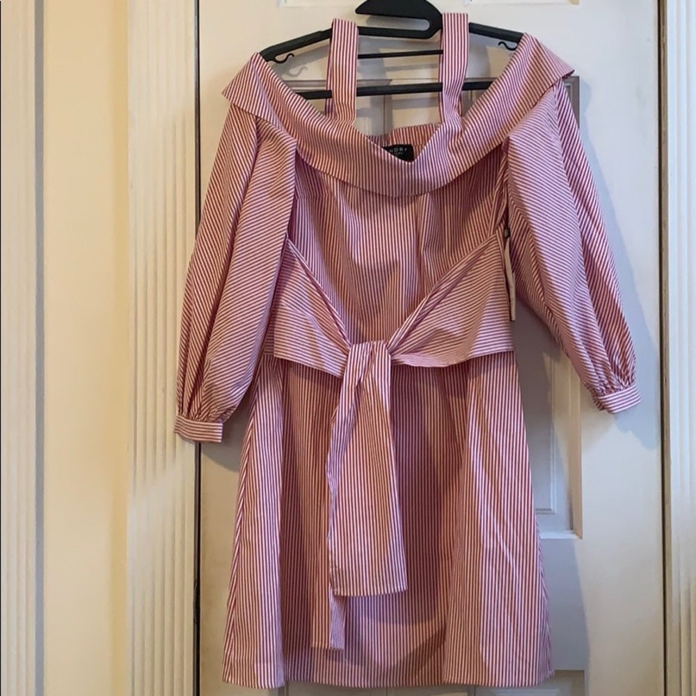 Laundry by Shelli Segal poppy/white dress. Size 4